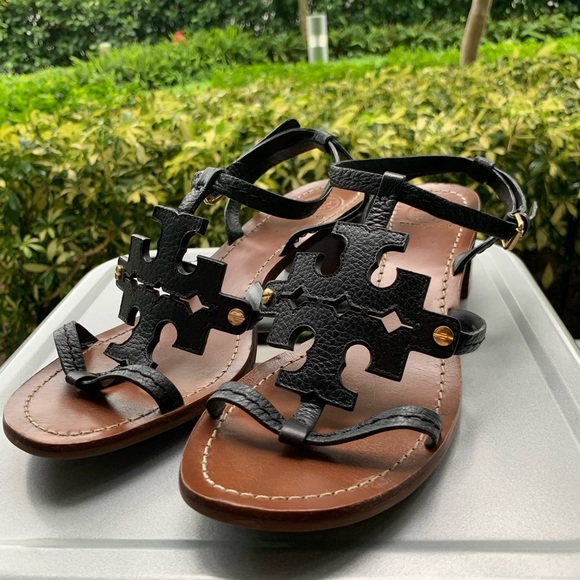 Tory Burch Phoebe Leather Logo Sandal - Picture 3 of 11